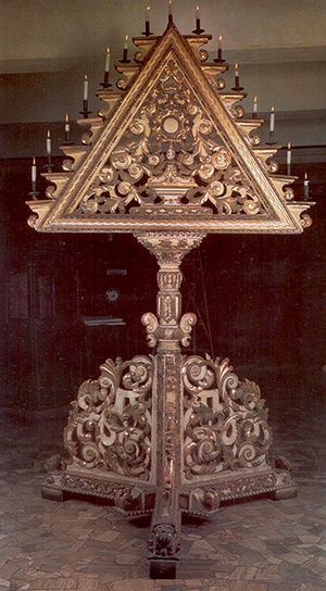 Tenebrario-anonimo-barroco-chileno-siglo-xviii-madera-tallada.jpg