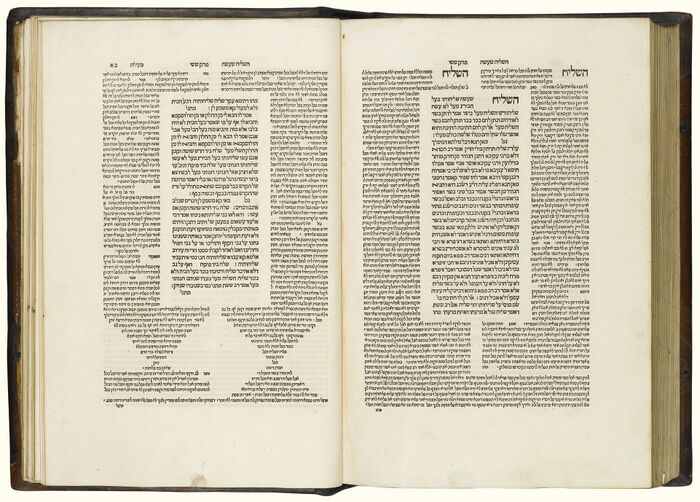 Babylonian Talmud (Daniel Bomberg 1519-1523).jpg
