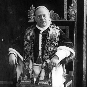 Pope-Pius-XI-02.1922-b.jpg